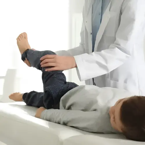 Enfermedades ortopédicas infantiles-Dra. Karla Verdugo Atención en Traumatología Pediátrica en Mazatlán